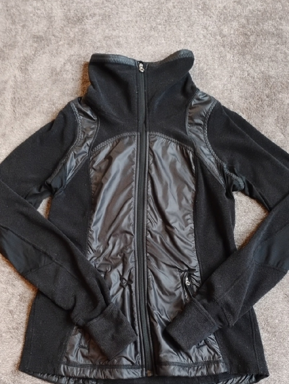 Lululemon Gust Buster Jacket